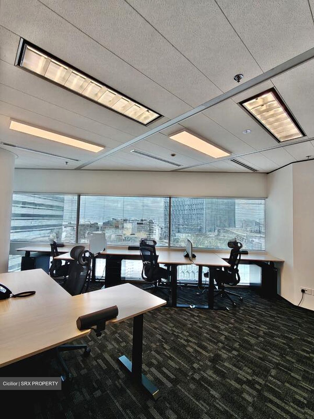 Gateway East (D7), Office #504746461